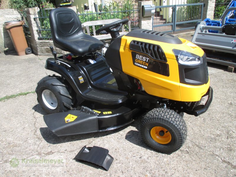 Rasentraktor des Typs MTD-Motorgeräte BG Expert 107 HBSK mit Ackerstollenbereifung, Neumaschine in Feuchtwangen (Bild 1)