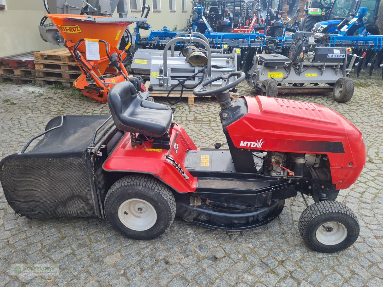 Rasentraktor Türe ait MTD-Motorgeräte RH 115/76, Gebrauchtmaschine içinde Feuchtwangen (resim 4)