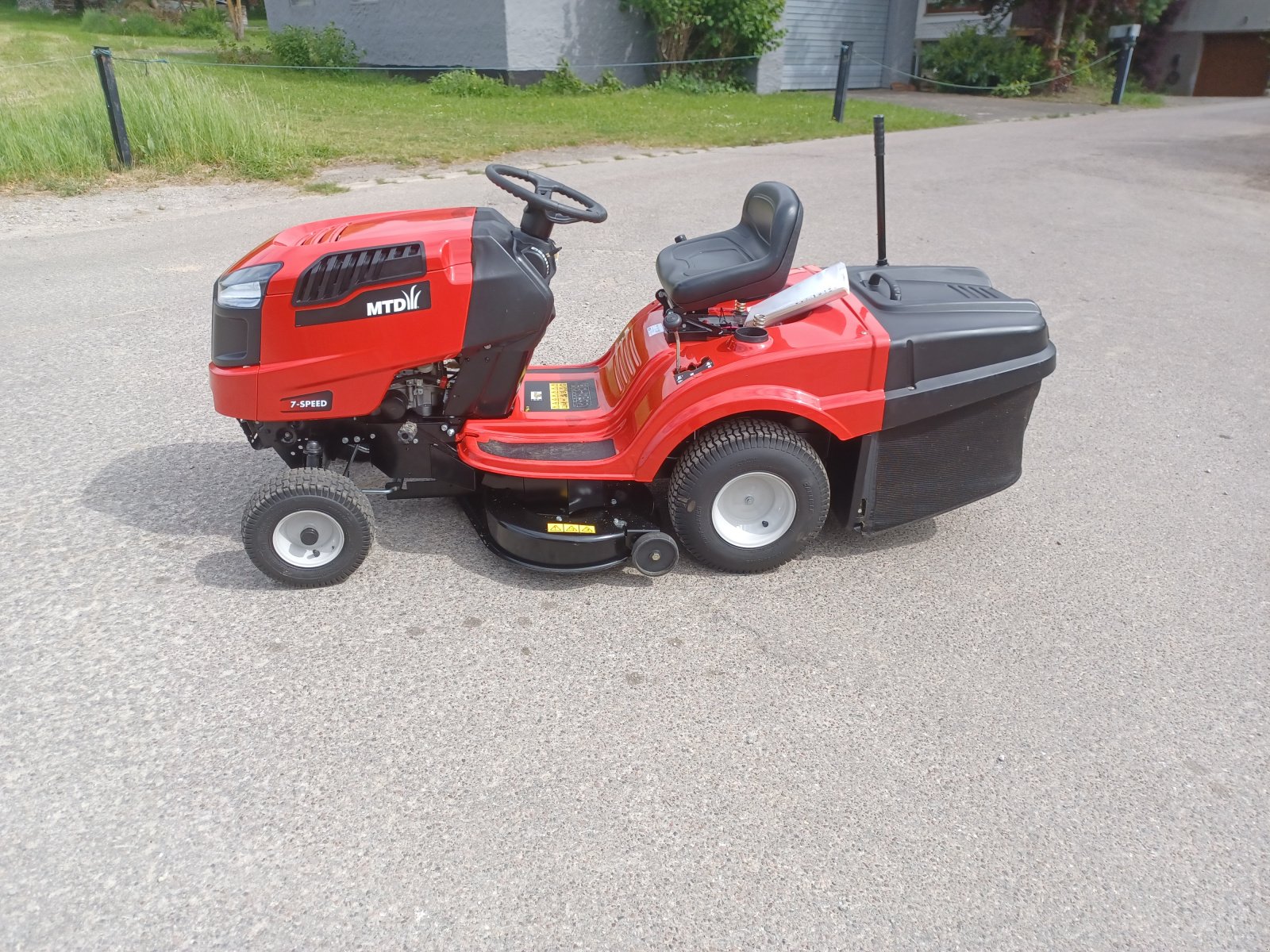 Rasentraktor typu MTD-Motorgeräte Smart RE 125, Gebrauchtmaschine v Uffenheim (Obrázek 4)