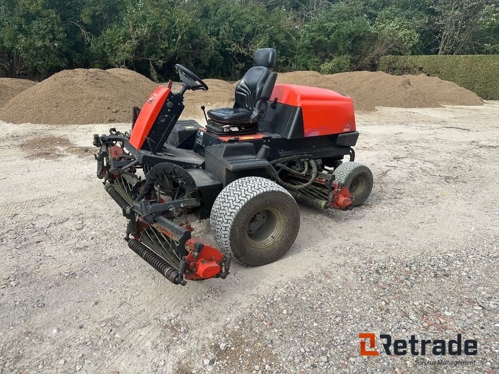 Rasentraktor от тип Ransomes Jacobsen  305 plæneklipper, Gebrauchtmaschine в Rødovre (Снимка 1)