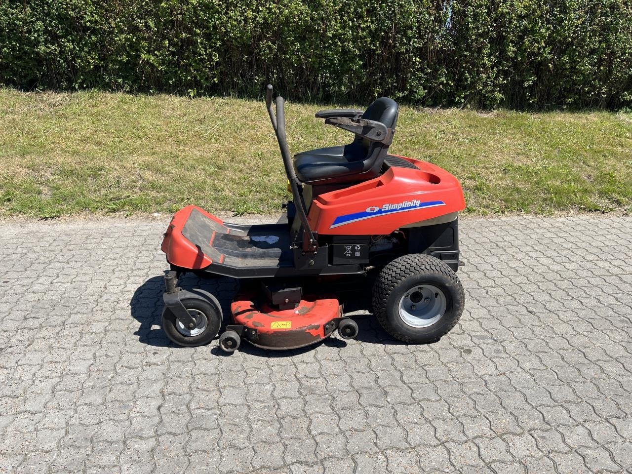 Rasentraktor typu Simplicity AXION 150Z, Gebrauchtmaschine v Toftlund (Obrázek 2)