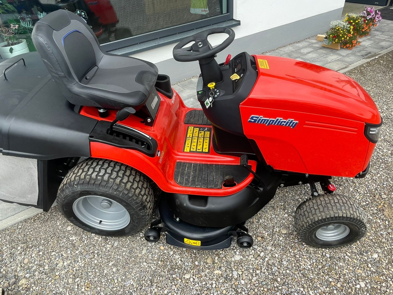 Rasentraktor del tipo Simplicity Regent SRD 310, Neumaschine In Peiting (Immagine 2)