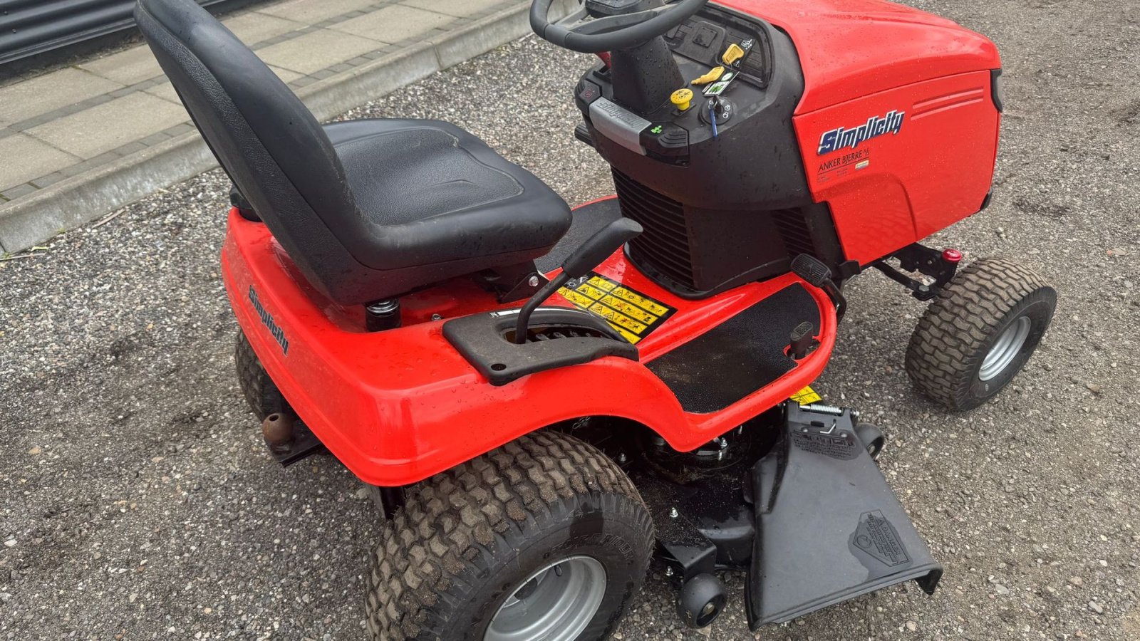 Rasentraktor typu Simplicity SLT 110 SLT110, Gebrauchtmaschine v Haderup (Obrázek 22)