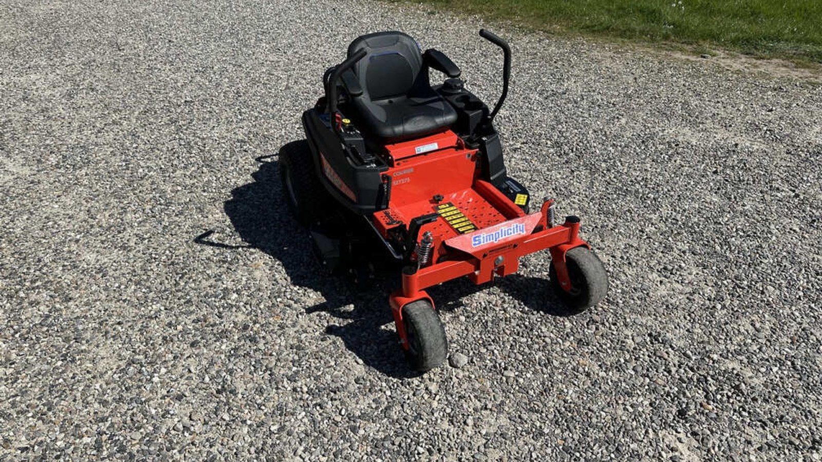 Rasentraktor of the type Simplicity ZT 350 IS, Gebrauchtmaschine in Kjellerup (Picture 1)