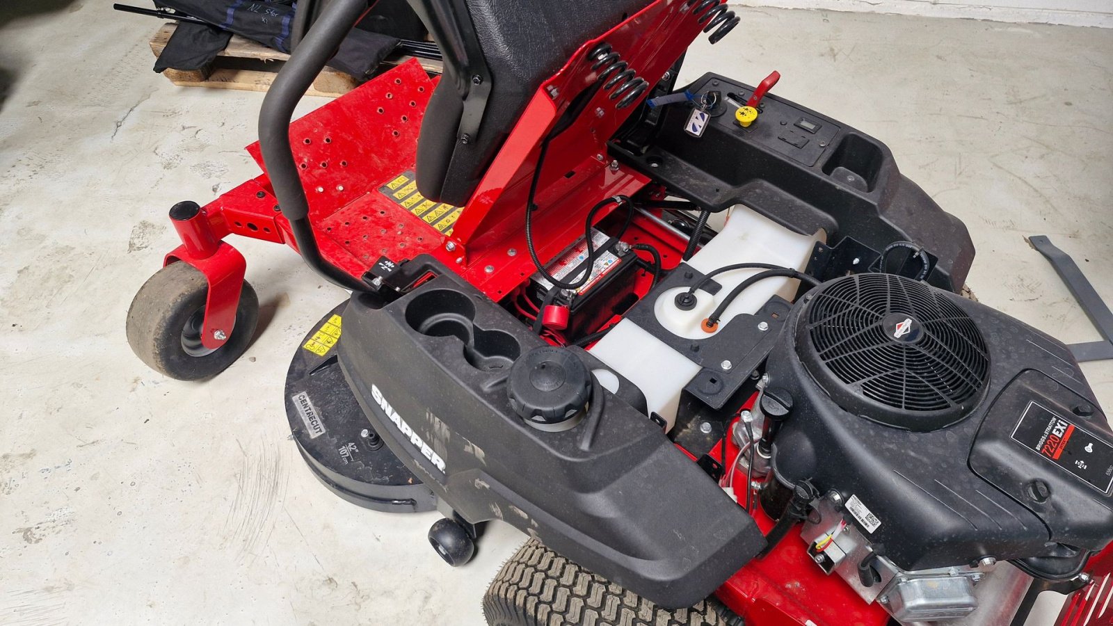 Rasentraktor от тип Snapper ZTX 175 ZTX 175 Bagudkaste, Gebrauchtmaschine в Jyderup (Снимка 4)