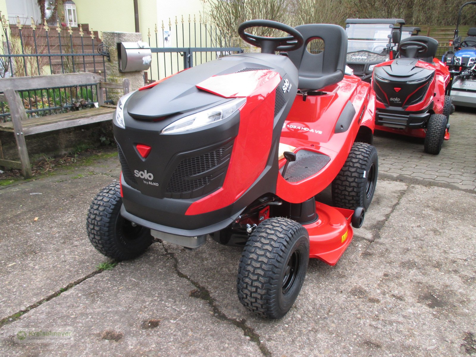 Rasentraktor типа Solo T 18-103.4 HD-A V2 Hydrostat 2 Zylinder, Neumaschine в Feuchtwangen (Фотография 3)