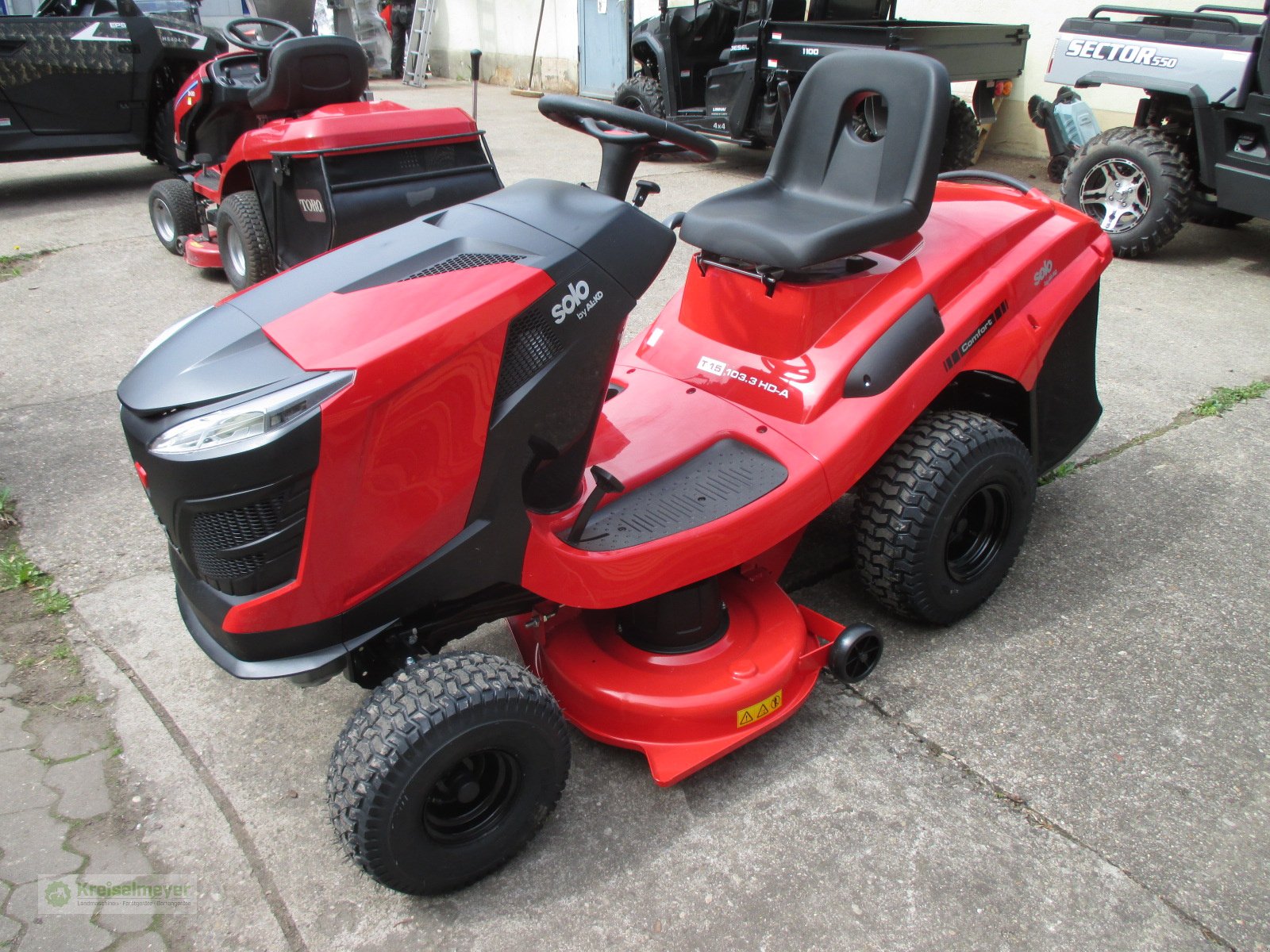 Rasentraktor des Typs Solo T15-103.3 HD-A, Neumaschine in Feuchtwangen (Bild 1)