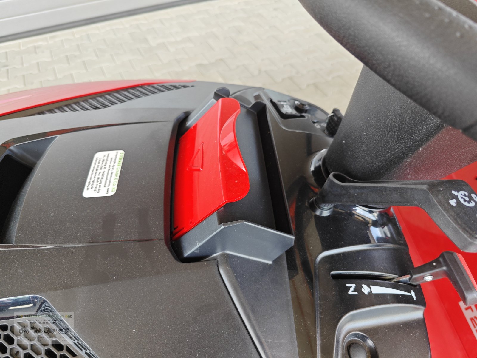 Rasentraktor des Typs Solo T22 105.4 HD V2 SD, Neumaschine in Eging am See (Bild 11)