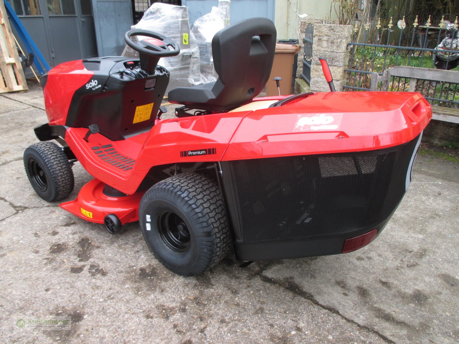 Rasentraktor des Typs Solo T22-105.4 HDD-A V2 mit Differentialsperre, Neumaschine in Feuchtwangen (Bild 7)