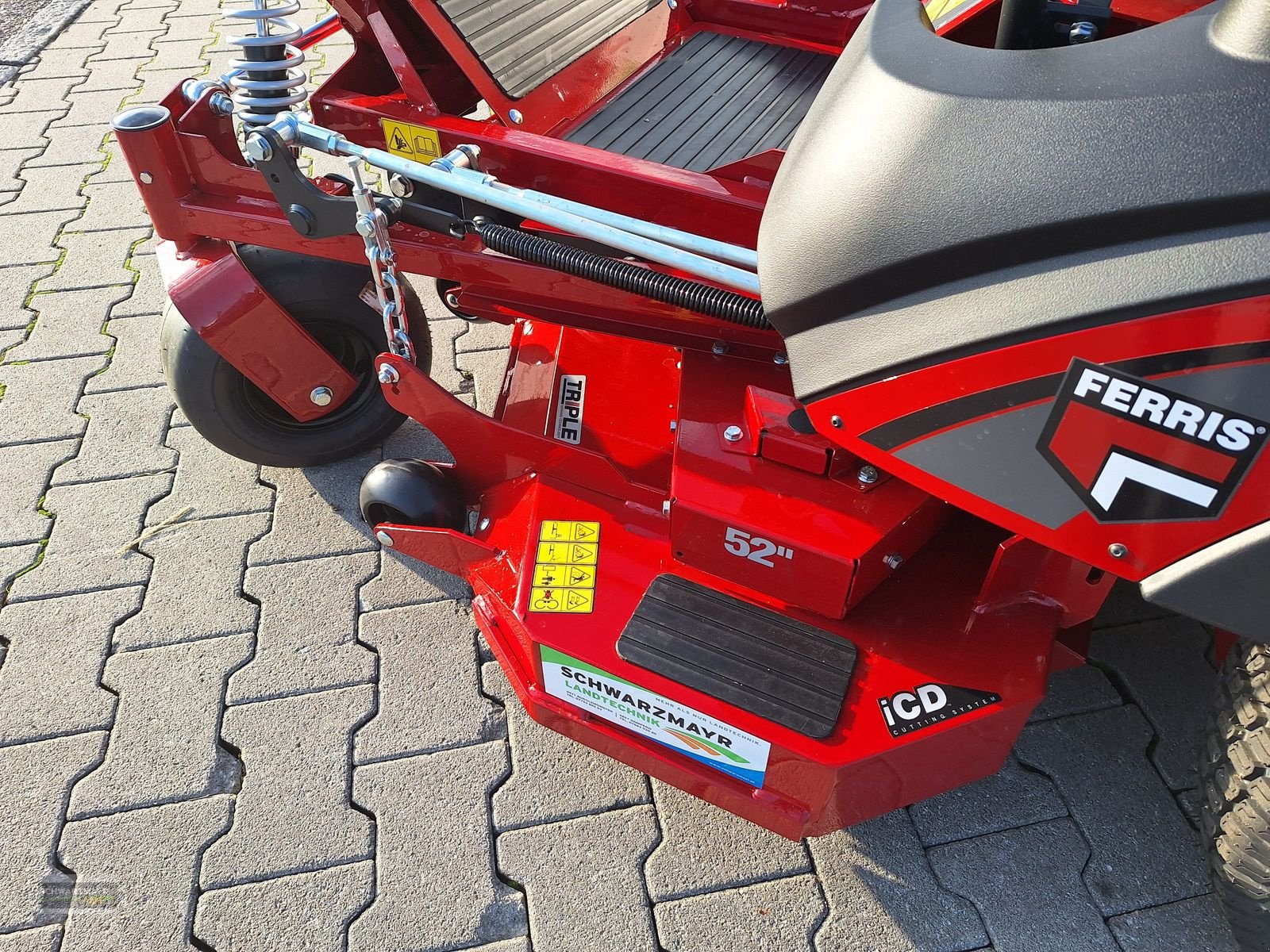 Rasentraktor des Typs Sonstige Ferris Zero Turn Mäher, Neumaschine in Aurolzmünster (Bild 16)