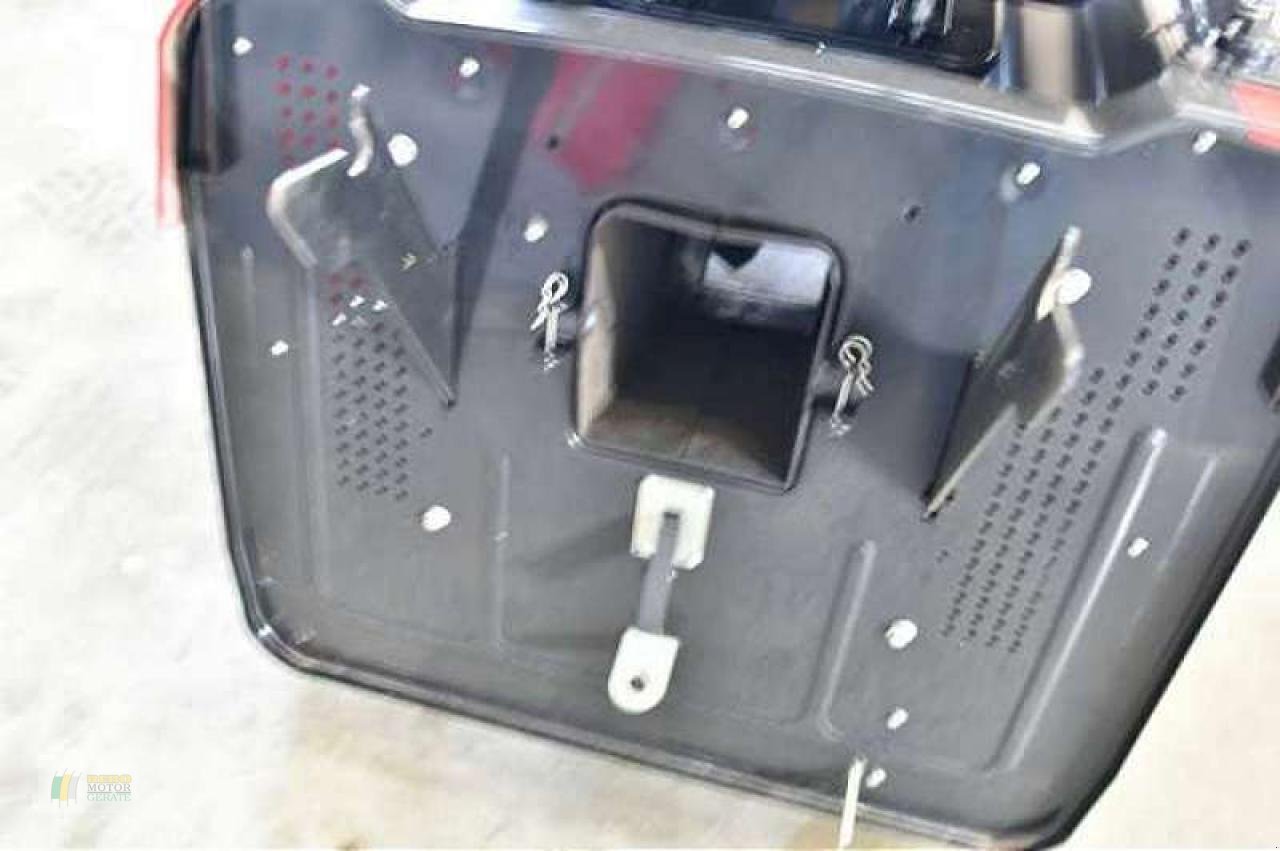 Rasentraktor Türe ait Sonstige WB81EC, Neumaschine içinde Edewecht (resim 4)