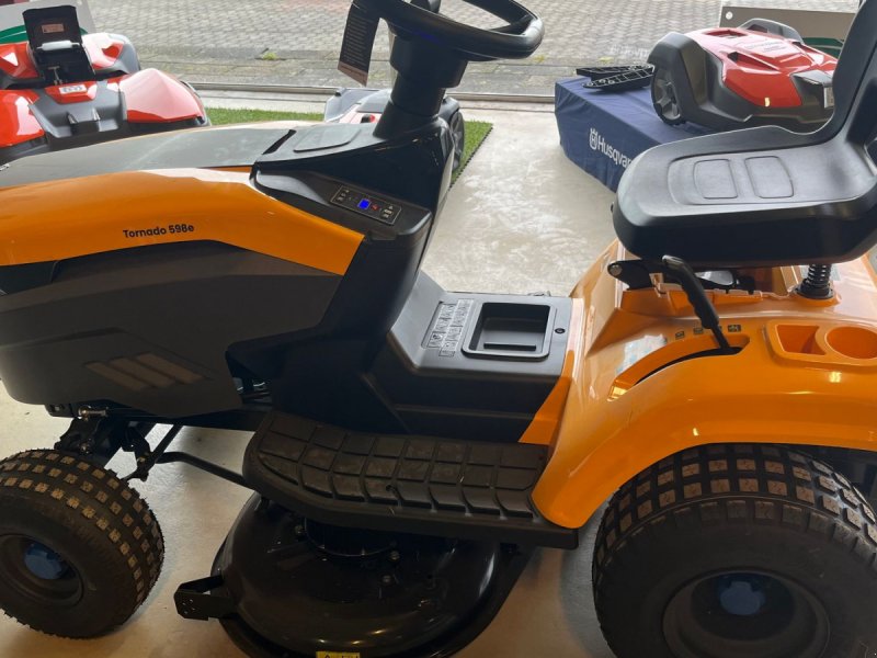 Rasentraktor типа Stiga 598e 100 % Elektrisk, Gebrauchtmaschine в Vejle (Фотография 1)