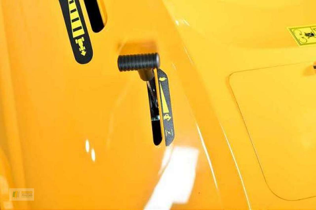 Rasentraktor Türe ait Stiga COMBI 372, Gebrauchtmaschine içinde Cloppenburg (resim 4)