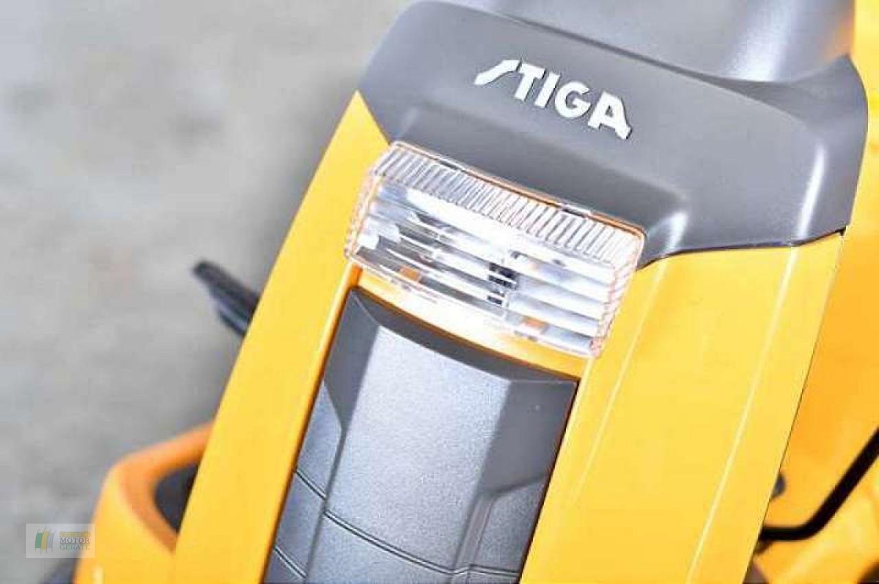 Rasentraktor Türe ait Stiga COMBI 372, Gebrauchtmaschine içinde Cloppenburg (resim 5)