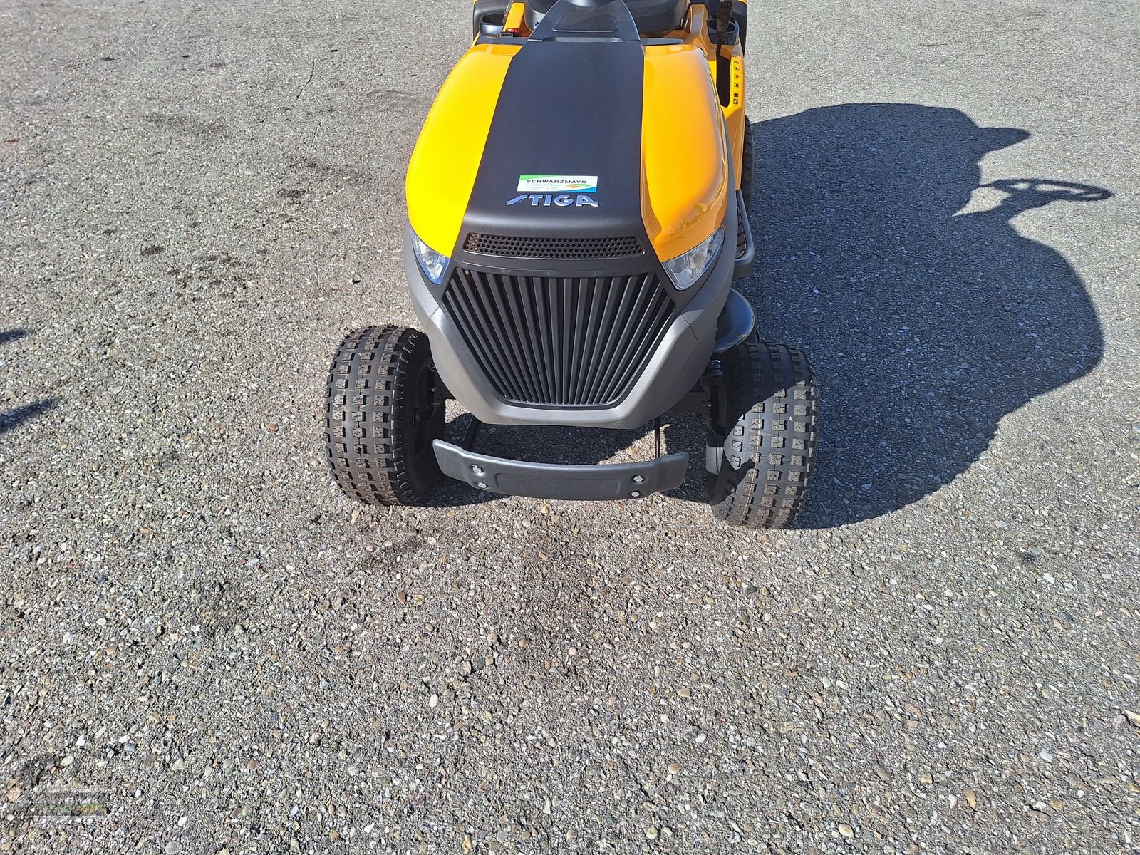 Rasentraktor des Typs Stiga E-Ride Estate 584e, Neumaschine in Gampern (Bild 7)