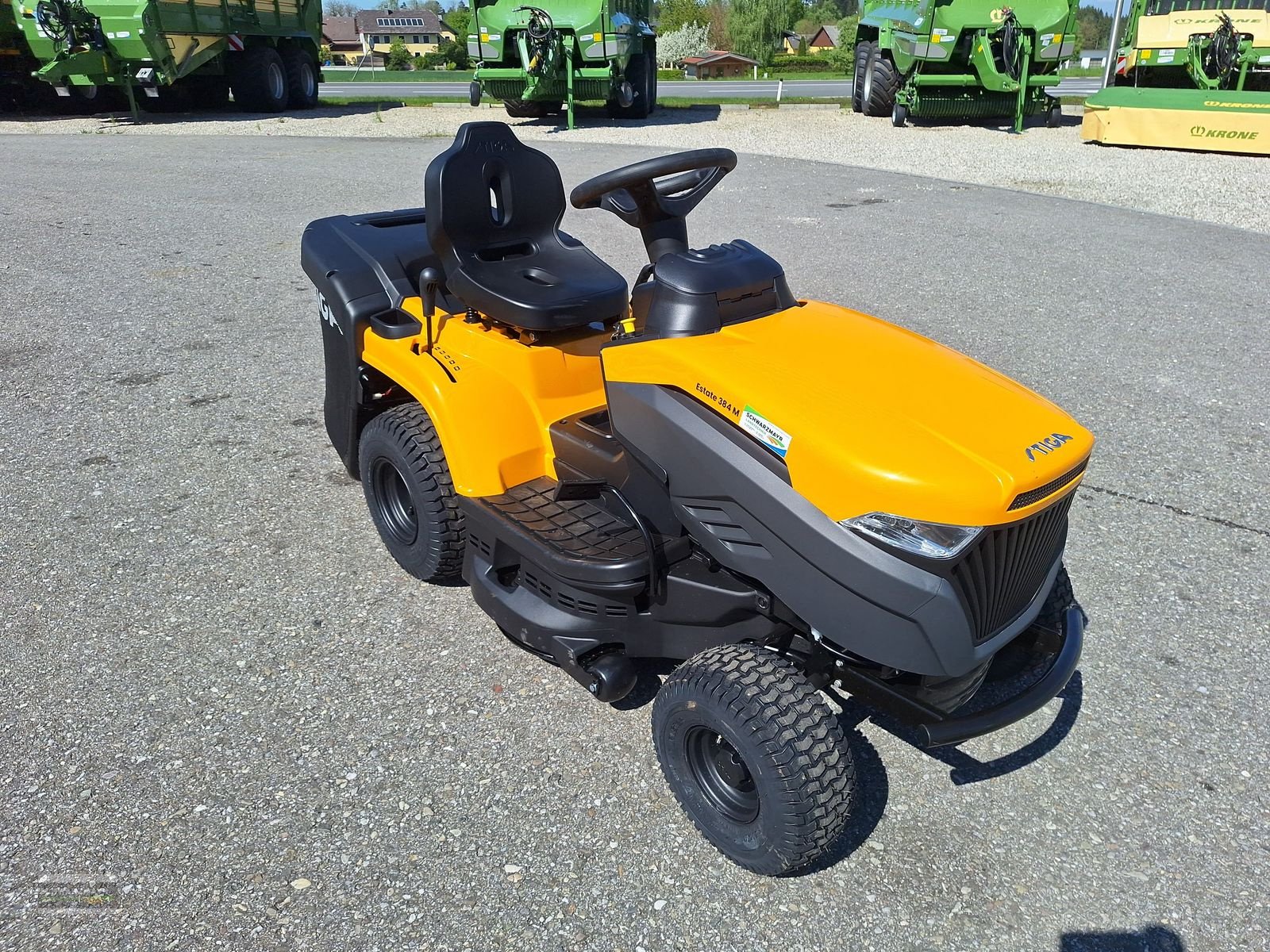 Rasentraktor des Typs Stiga ESTATE 384 M, Neumaschine in Gampern (Bild 3)