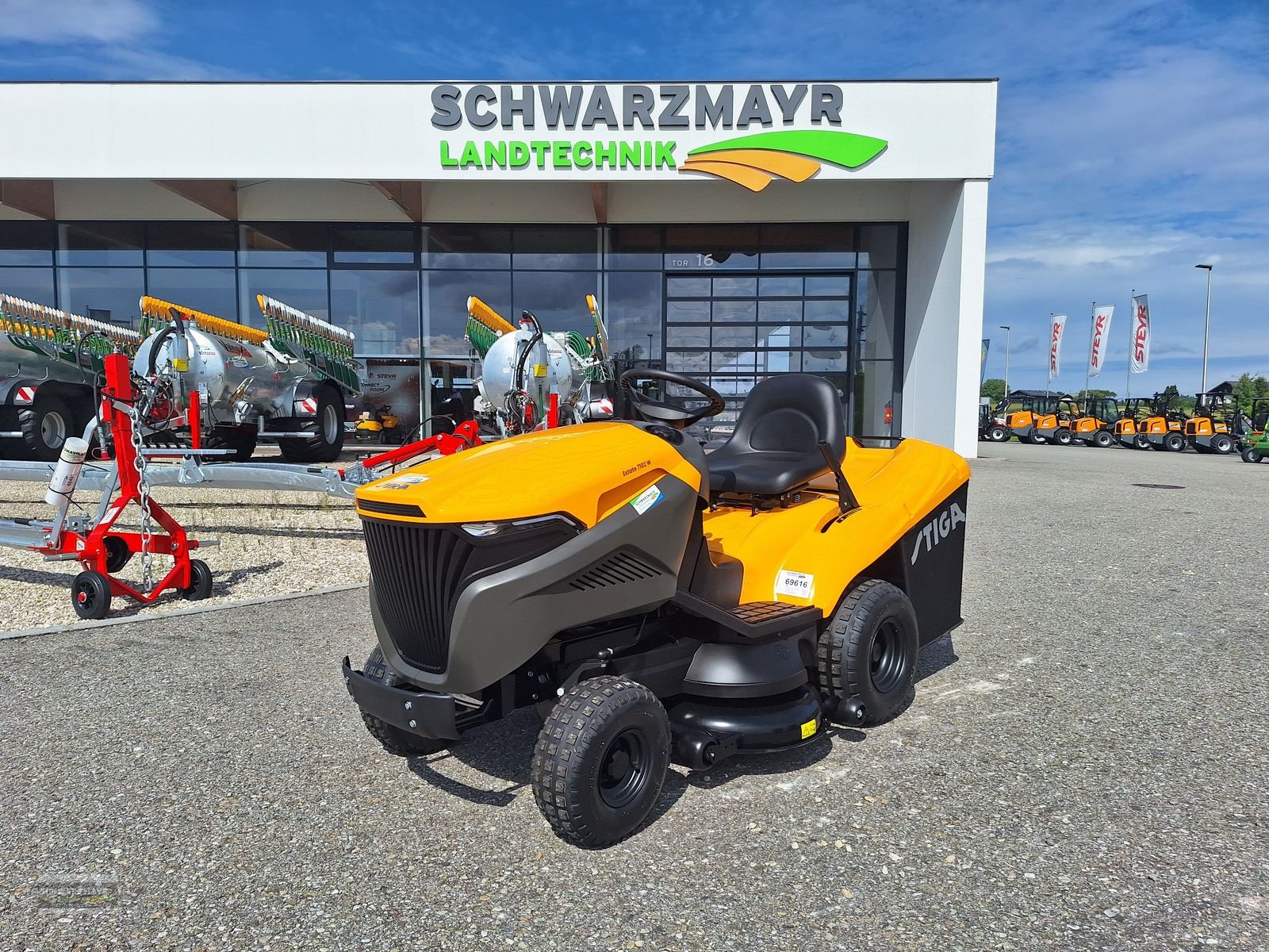 Rasentraktor des Typs Stiga ESTATE 7102 W SE90, Neumaschine in Gampern (Bild 20)