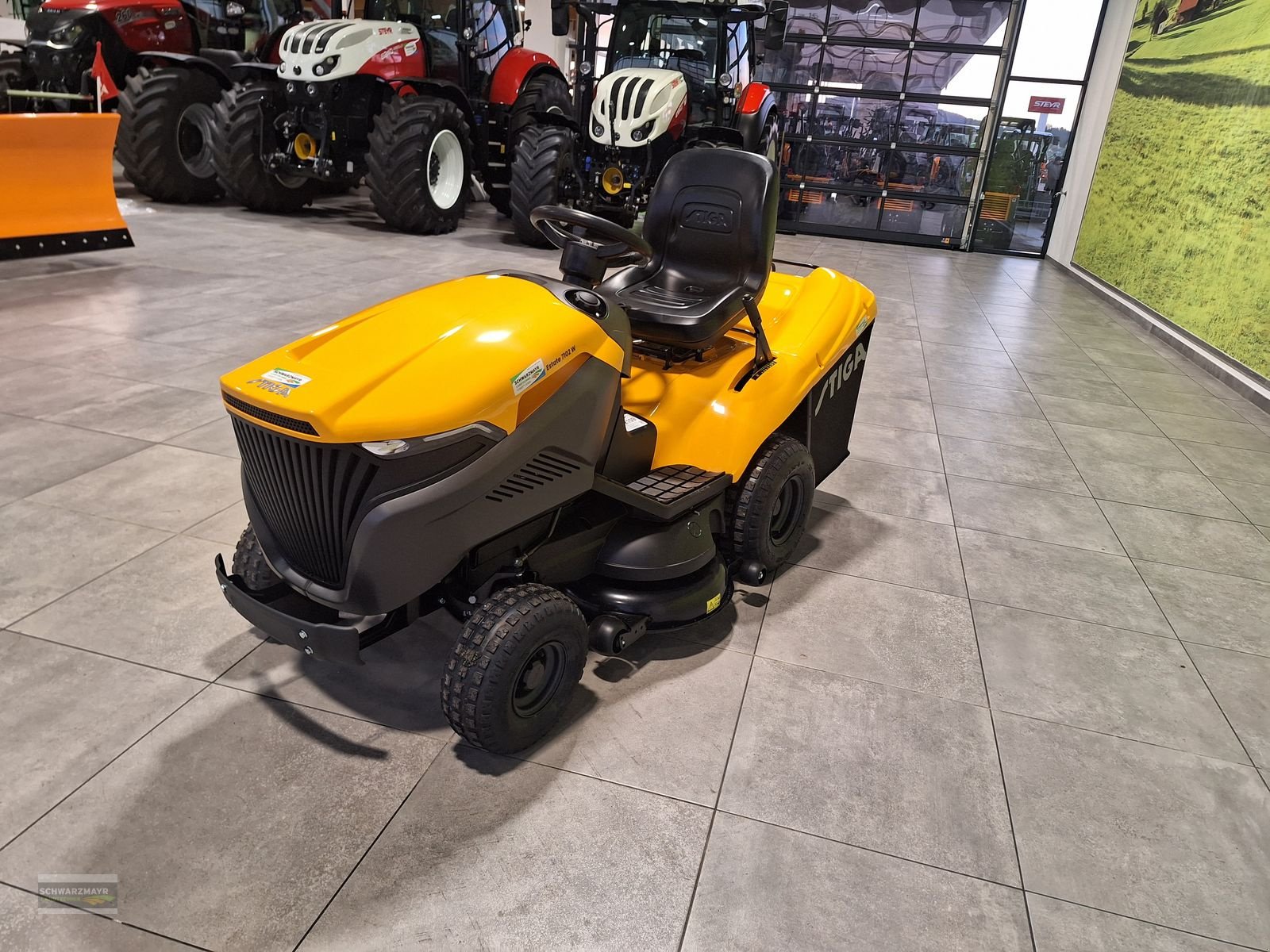 Rasentraktor des Typs Stiga ESTATE 7102 W, Neumaschine in Aurolzmünster (Bild 4)