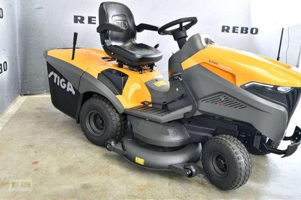 Rasentraktor des Typs Stiga ESTATE 7122 HWSY, Neumaschine in Cloppenburg (Bild 1)