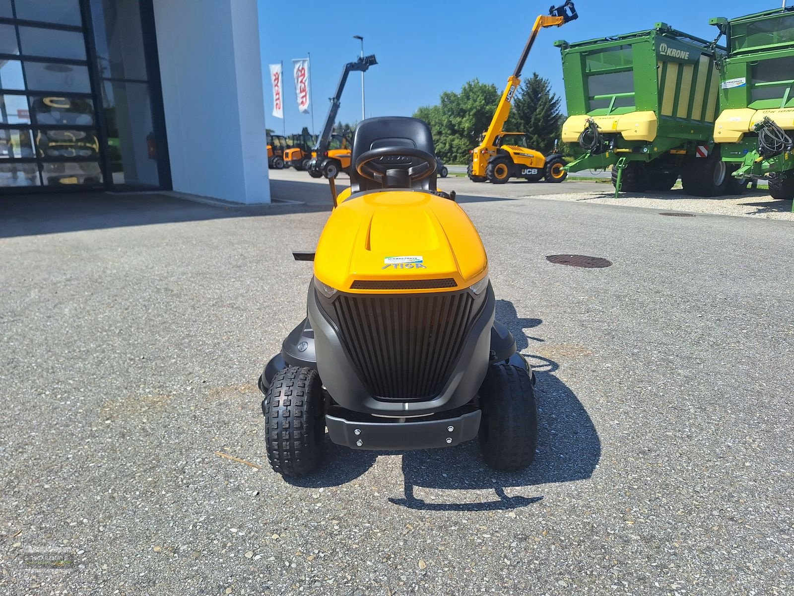 Rasentraktor des Typs Stiga ESTATE 7122 W, Neumaschine in Gampern (Bild 10)