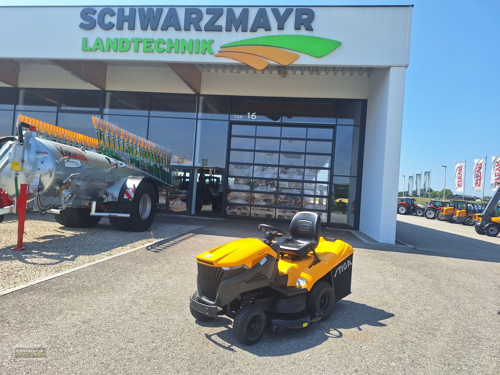 Rasentraktor des Typs Stiga ESTATE 7122 W, Neumaschine in Gampern (Bild 2)