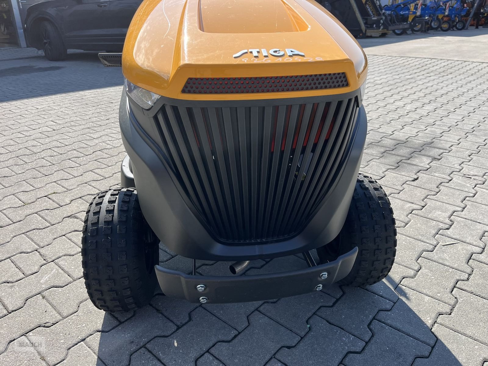 Rasentraktor des Typs Stiga Estate 792 W SE 2 Zylinder, Gebrauchtmaschine in Burgkirchen (Bild 4)