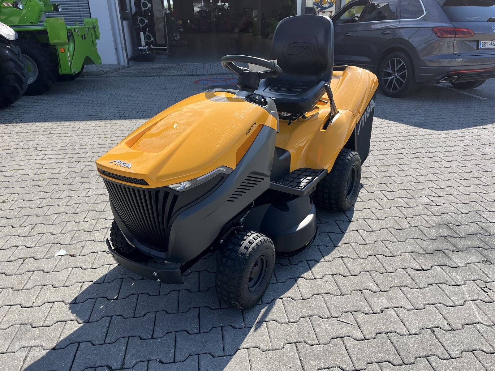 Rasentraktor des Typs Stiga Estate 792 W SE 2 Zylinder, Gebrauchtmaschine in Burgkirchen (Bild 9)