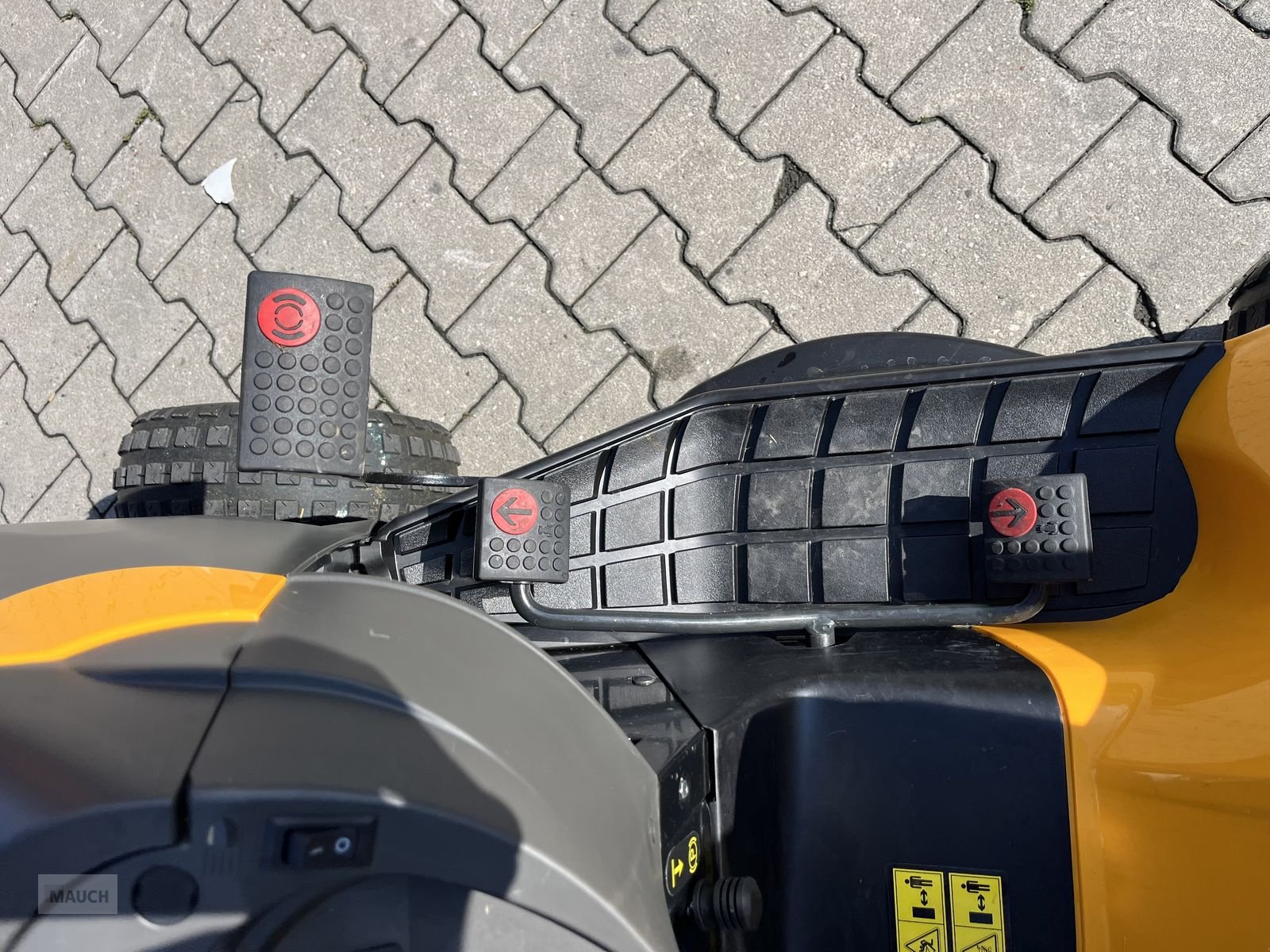 Rasentraktor des Typs Stiga Estate 792 W SE 2 Zylinder, Gebrauchtmaschine in Burgkirchen (Bild 15)