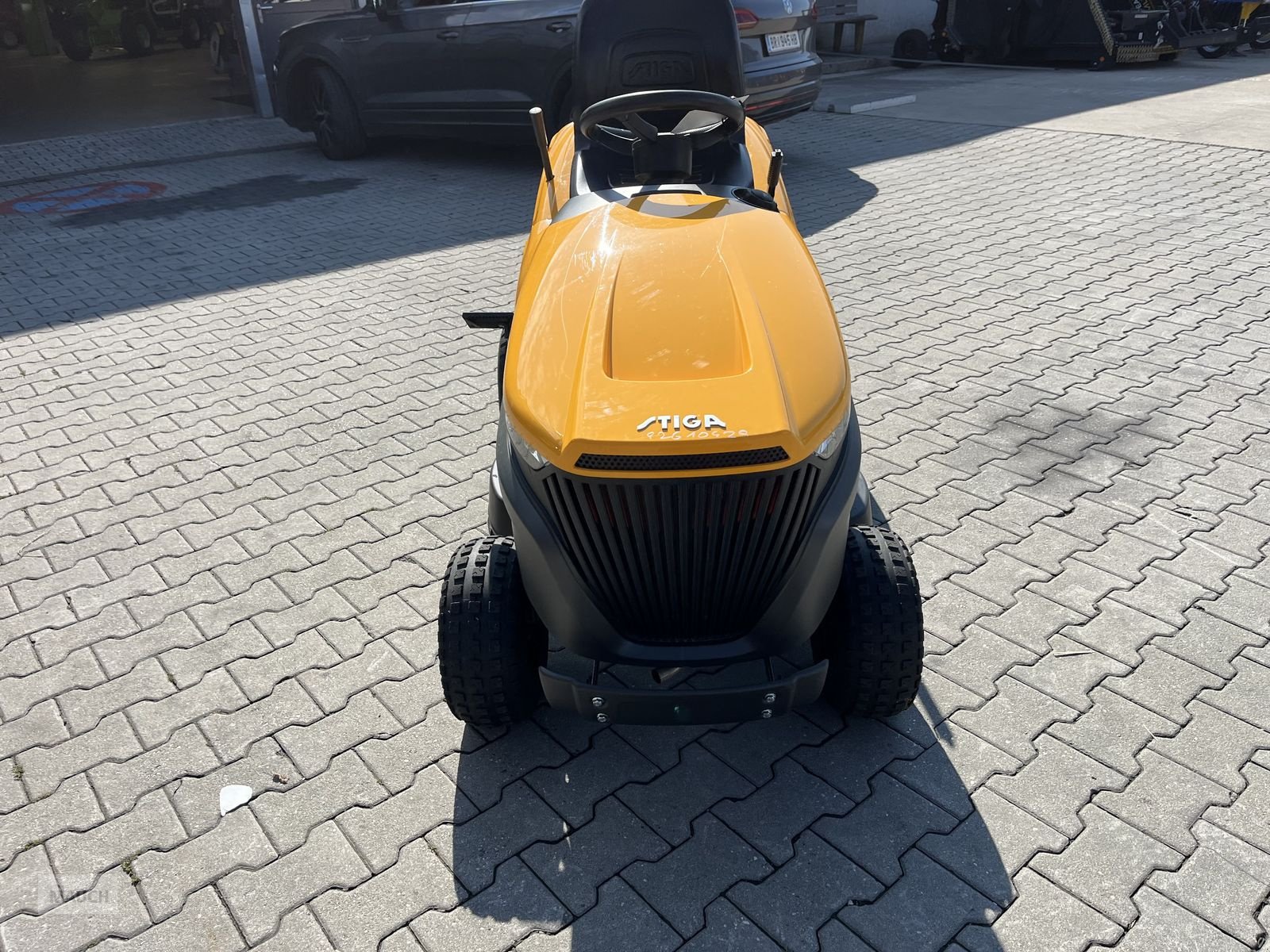 Rasentraktor des Typs Stiga Estate 792 W SE 2 Zylinder, Gebrauchtmaschine in Burgkirchen (Bild 8)