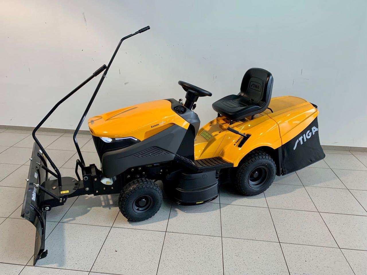 Rasentraktor des Typs Stiga Estate 792, Neumaschine in Beckum (Bild 2)