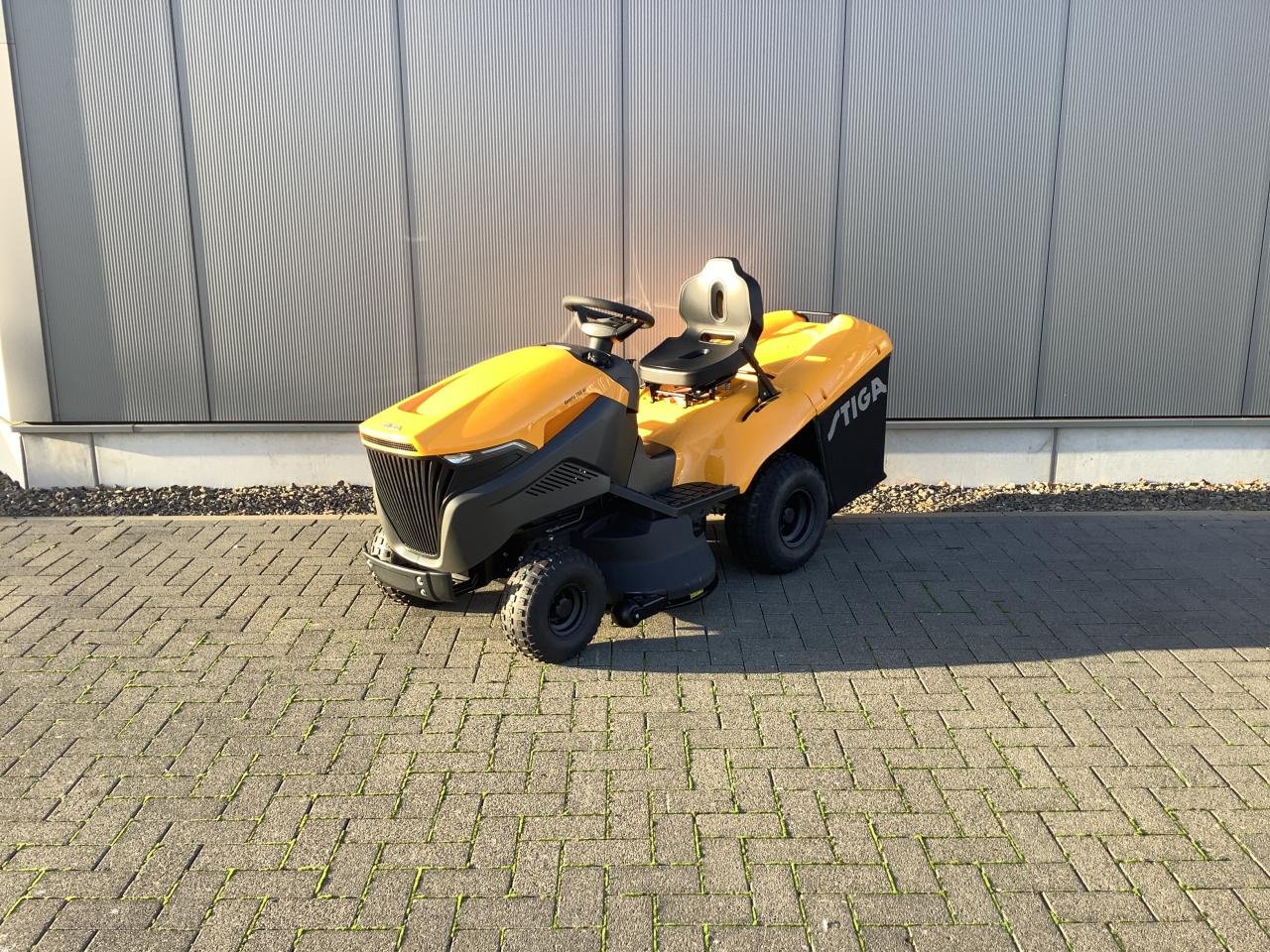 Rasentraktor tipa Stiga Estate 798 W, Neumaschine u Beckum (Slika 2)