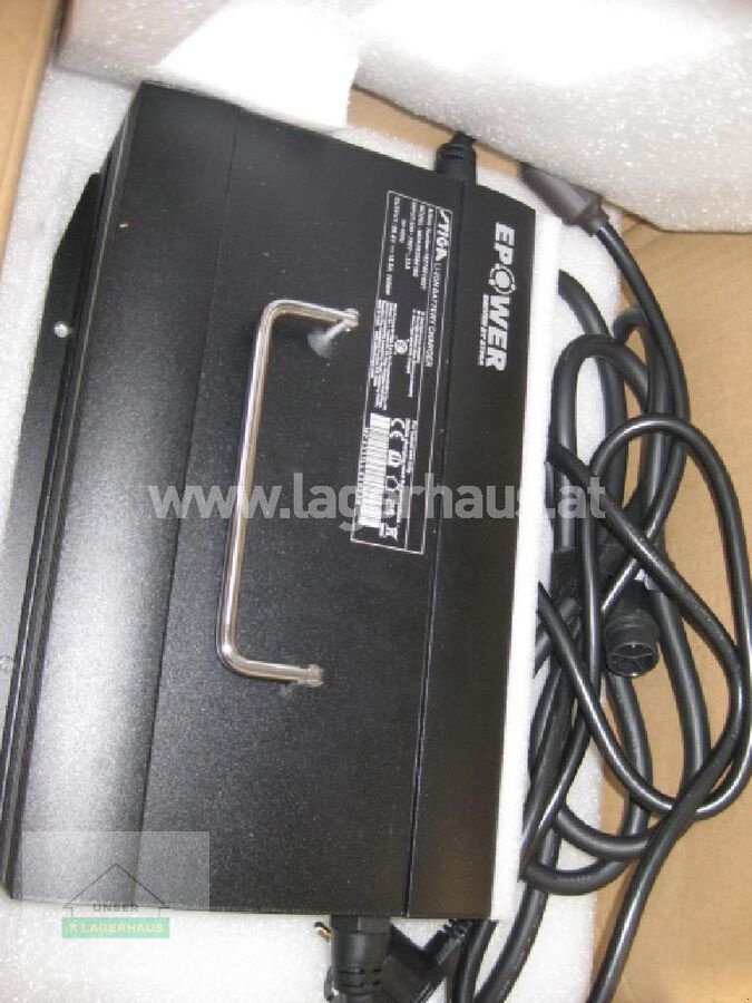 Rasentraktor des Typs Stiga ESTATE 798E AKKU, Gebrauchtmaschine in Ottensheim (Bild 12)