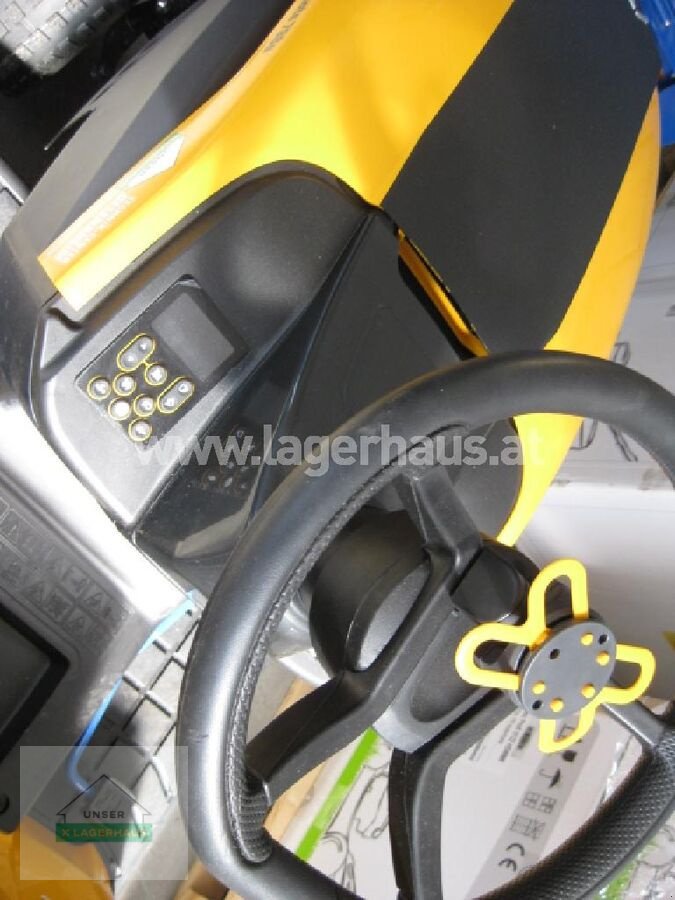 Rasentraktor des Typs Stiga ESTATE 798E AKKU, Gebrauchtmaschine in Ottensheim (Bild 11)