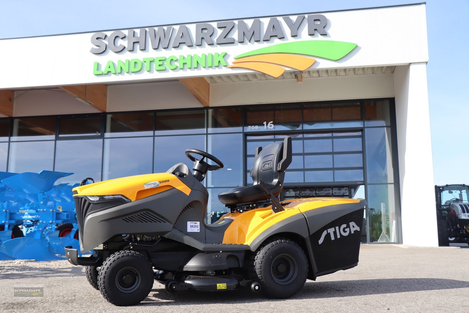 Rasentraktor des Typs Stiga ESTATE 9102 W, Neumaschine in Aurolzmünster (Bild 1)