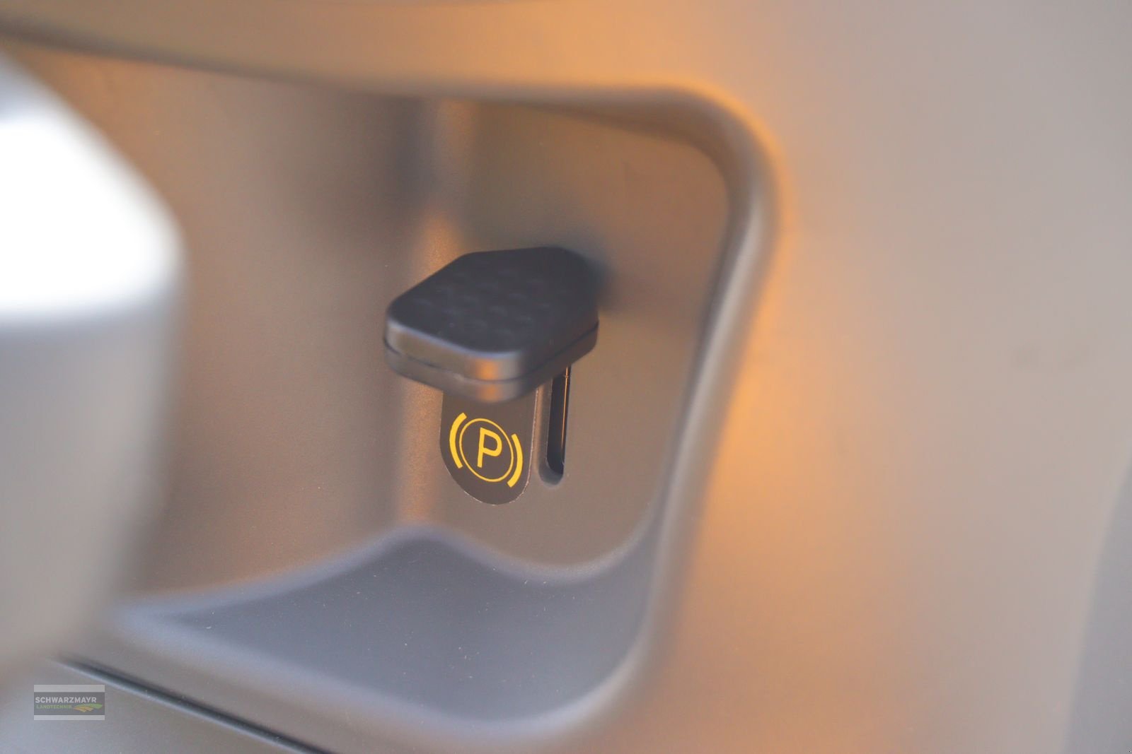 Rasentraktor des Typs Stiga ESTATE 9102 W, Neumaschine in Aurolzmünster (Bild 19)