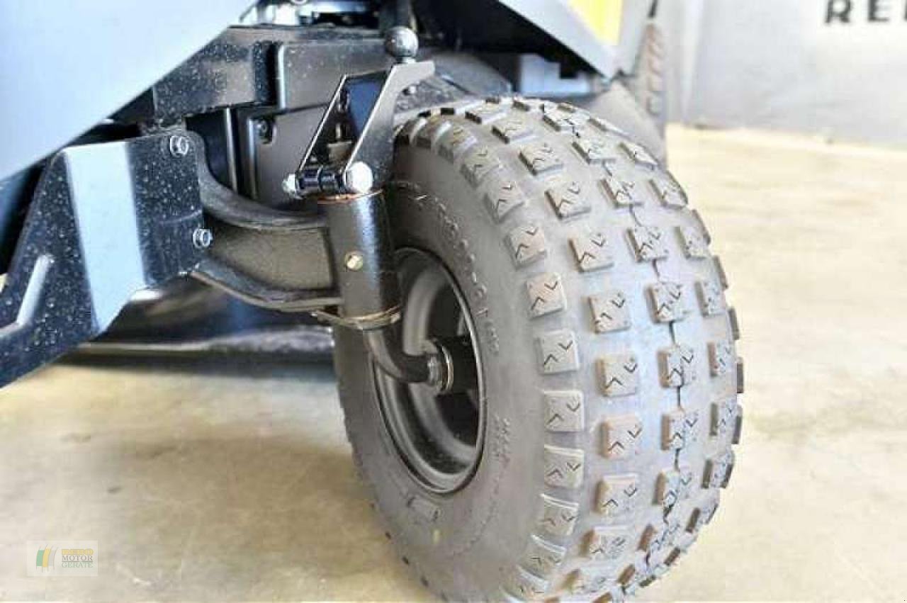 Rasentraktor типа Stiga ESTATE 9102 W, Neumaschine в Cloppenburg (Фотография 3)