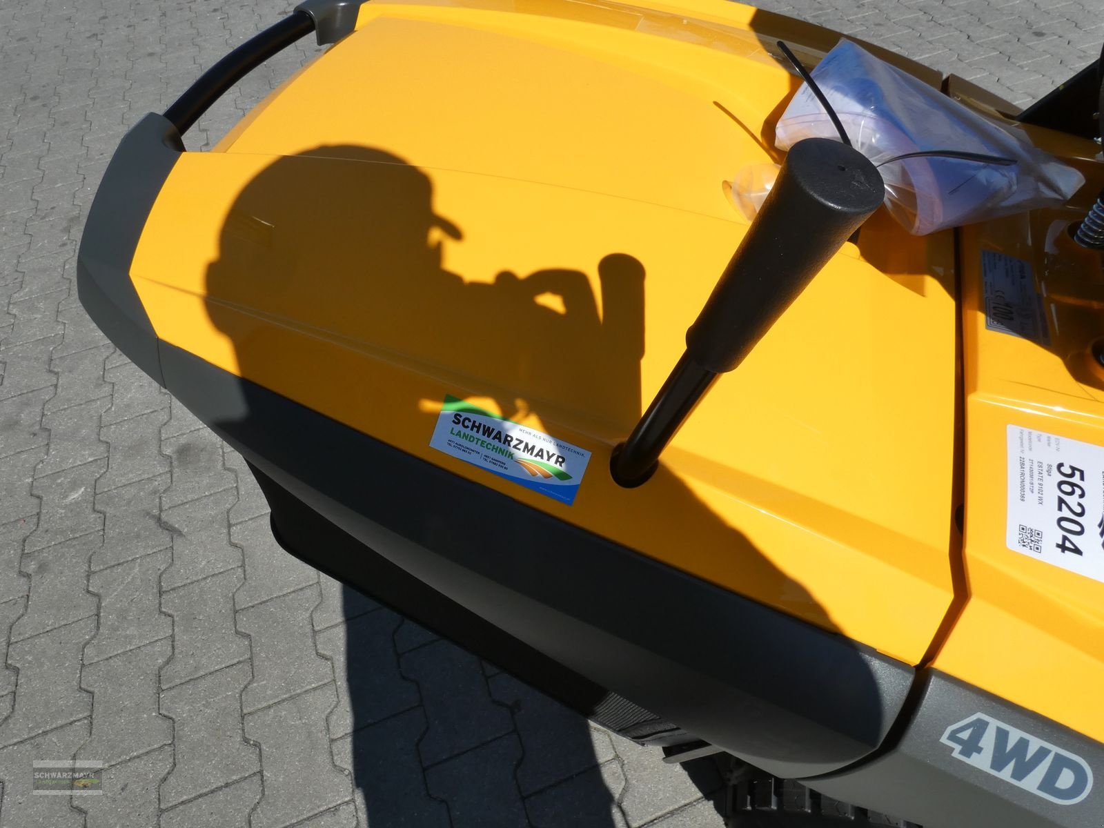 Rasentraktor des Typs Stiga ESTATE 9102 WX, Neumaschine in Gampern (Bild 21)