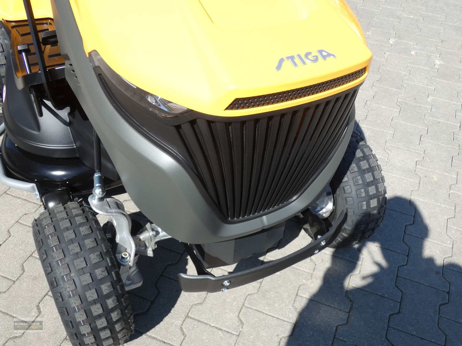 Rasentraktor des Typs Stiga ESTATE 9102 WX, Neumaschine in Gampern (Bild 15)