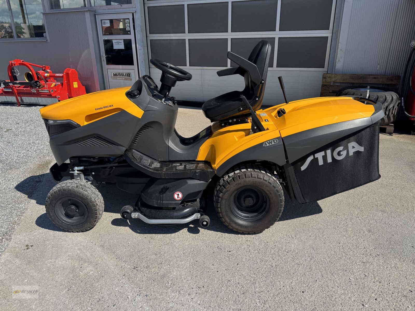 Rasentraktor des Typs Stiga ESTATE 9102WX, Neumaschine in Söding- Sankt. Johann (Bild 2)