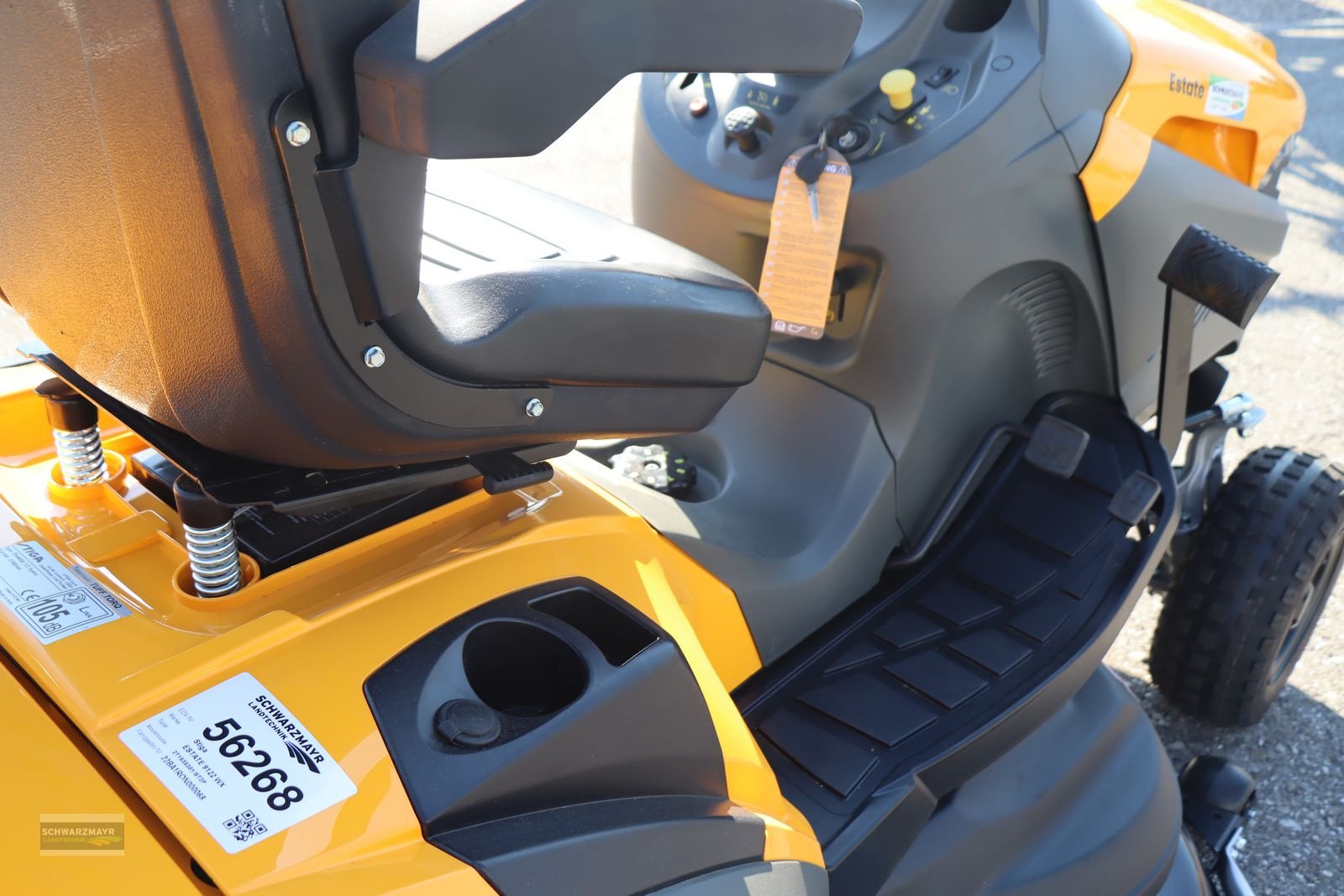 Rasentraktor des Typs Stiga ESTATE 9122 WX, Neumaschine in Gampern (Bild 11)