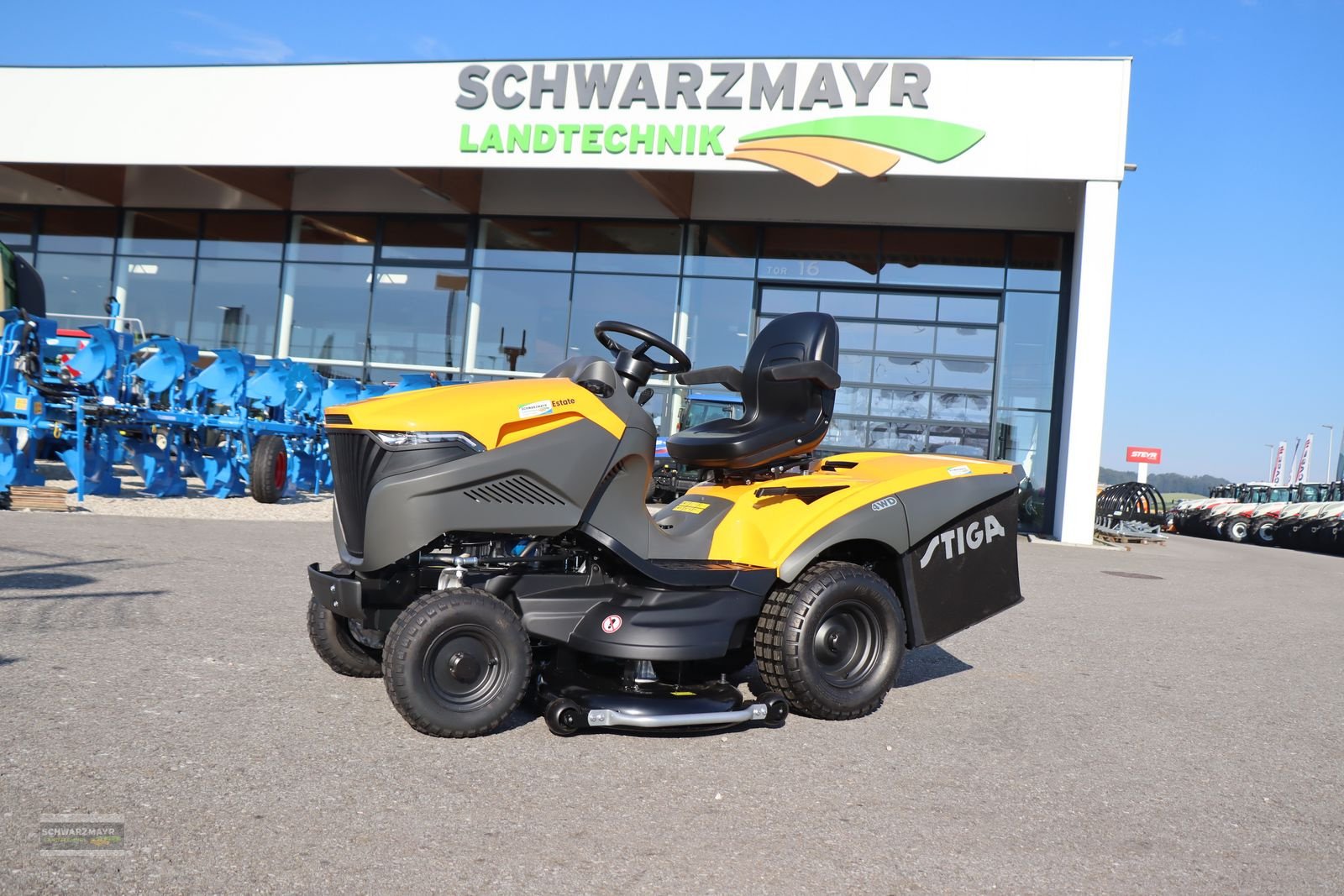 Rasentraktor des Typs Stiga ESTATE 9122 WX, Neumaschine in Gampern (Bild 1)
