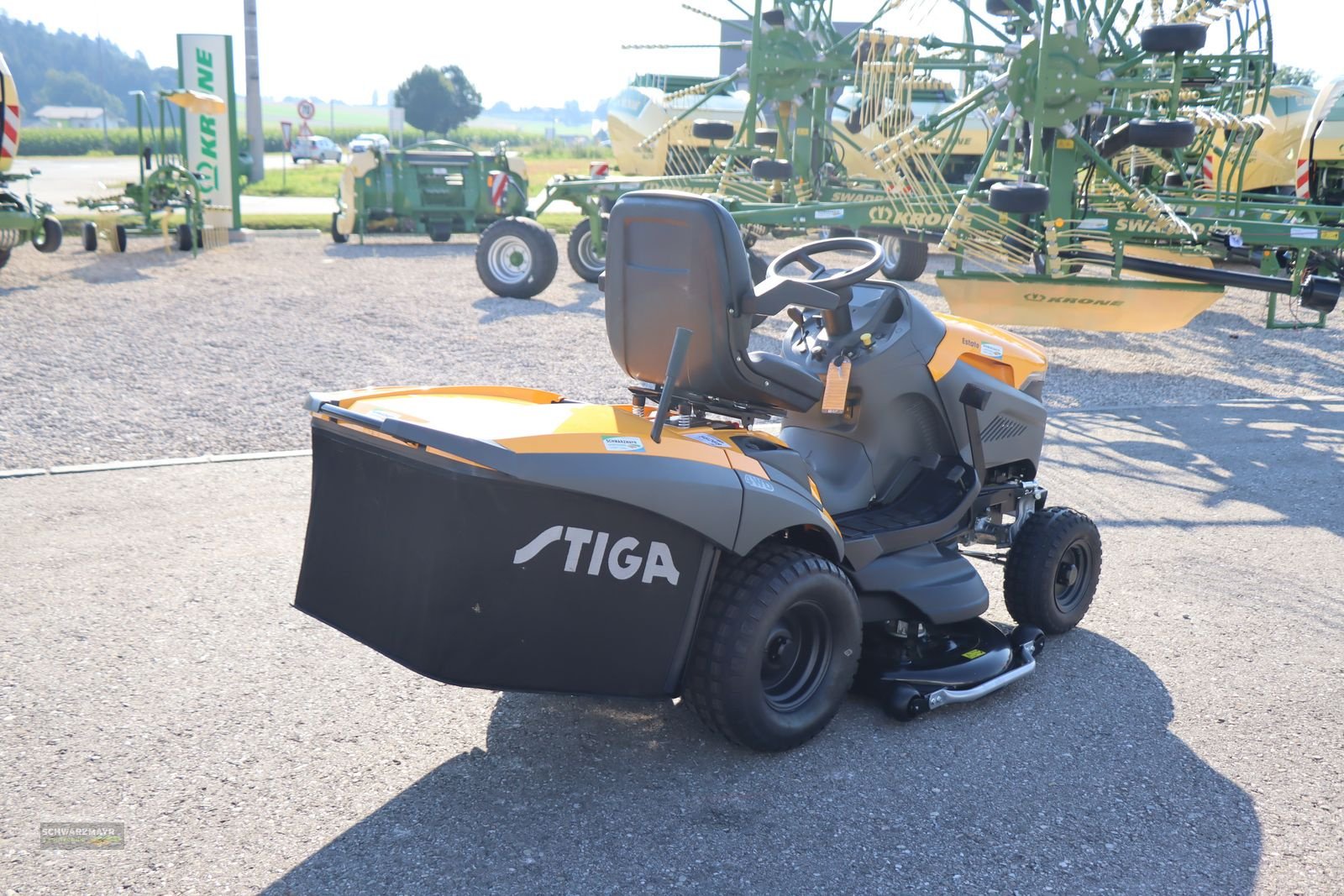 Rasentraktor des Typs Stiga ESTATE 9122 WX, Neumaschine in Gampern (Bild 4)