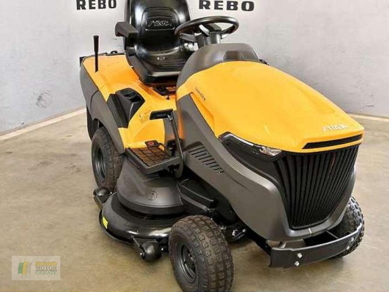 Rasentraktor del tipo Stiga ESTATE 9122W, Neumaschine In Cloppenburg (Immagine 1)