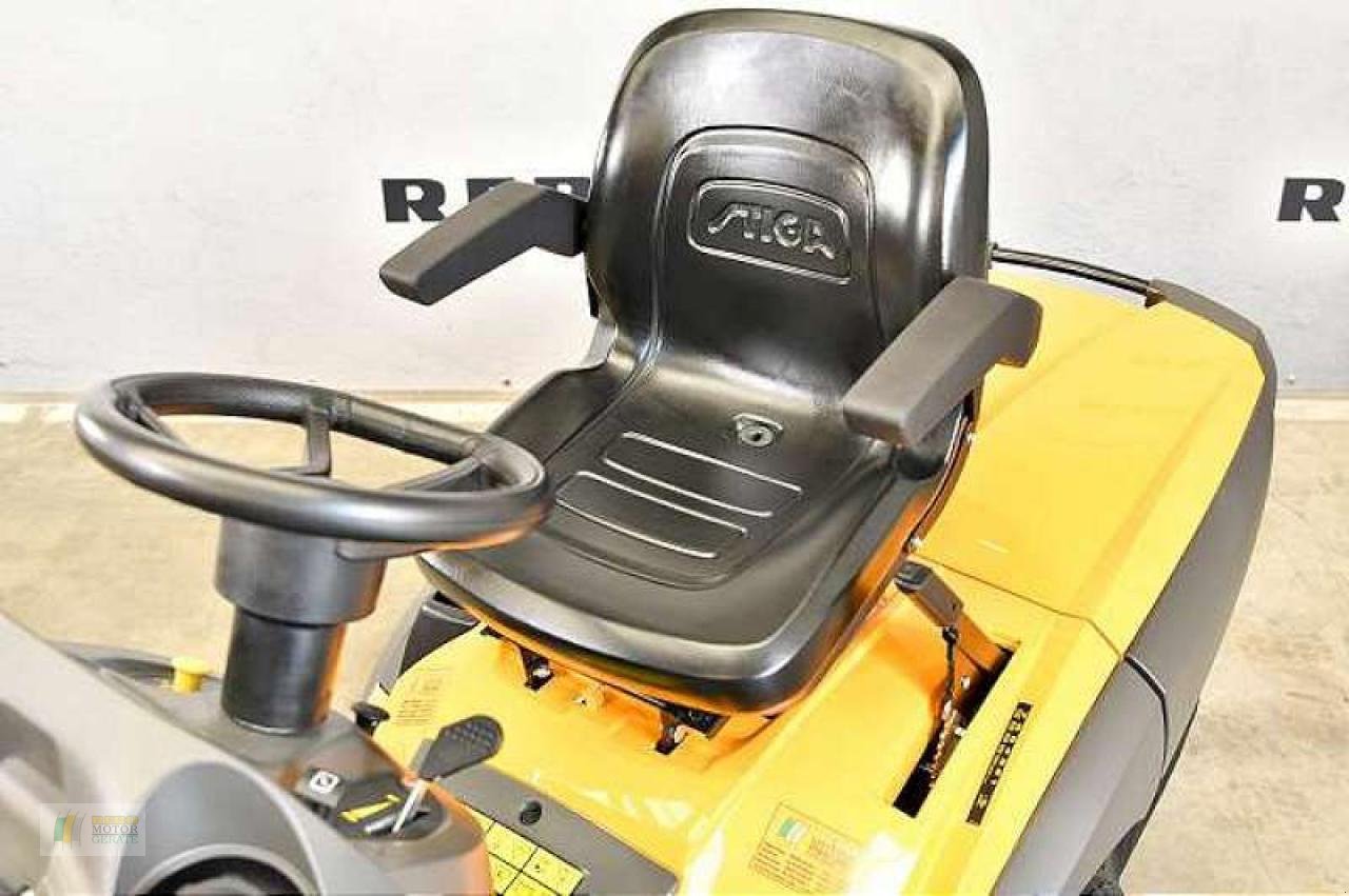 Rasentraktor van het type Stiga ESTATE 9122W, Neumaschine in Winsen (Foto 8)