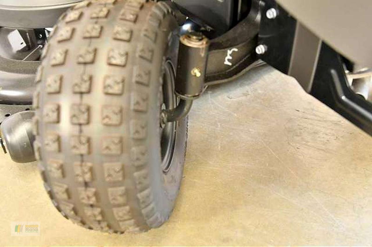 Rasentraktor типа Stiga ESTATE 9122W, Neumaschine в Winsen (Фотография 7)