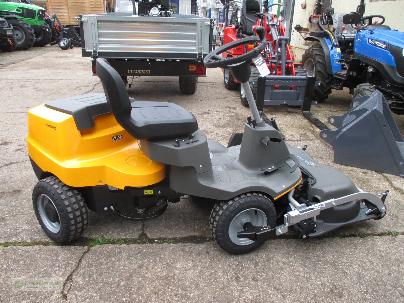 Rasentraktor typu Stiga Frontmäher Park 300 LC Hydrostat m. 85 cm Combimähwerk, Neumaschine v Feuchtwangen (Obrázek 4)