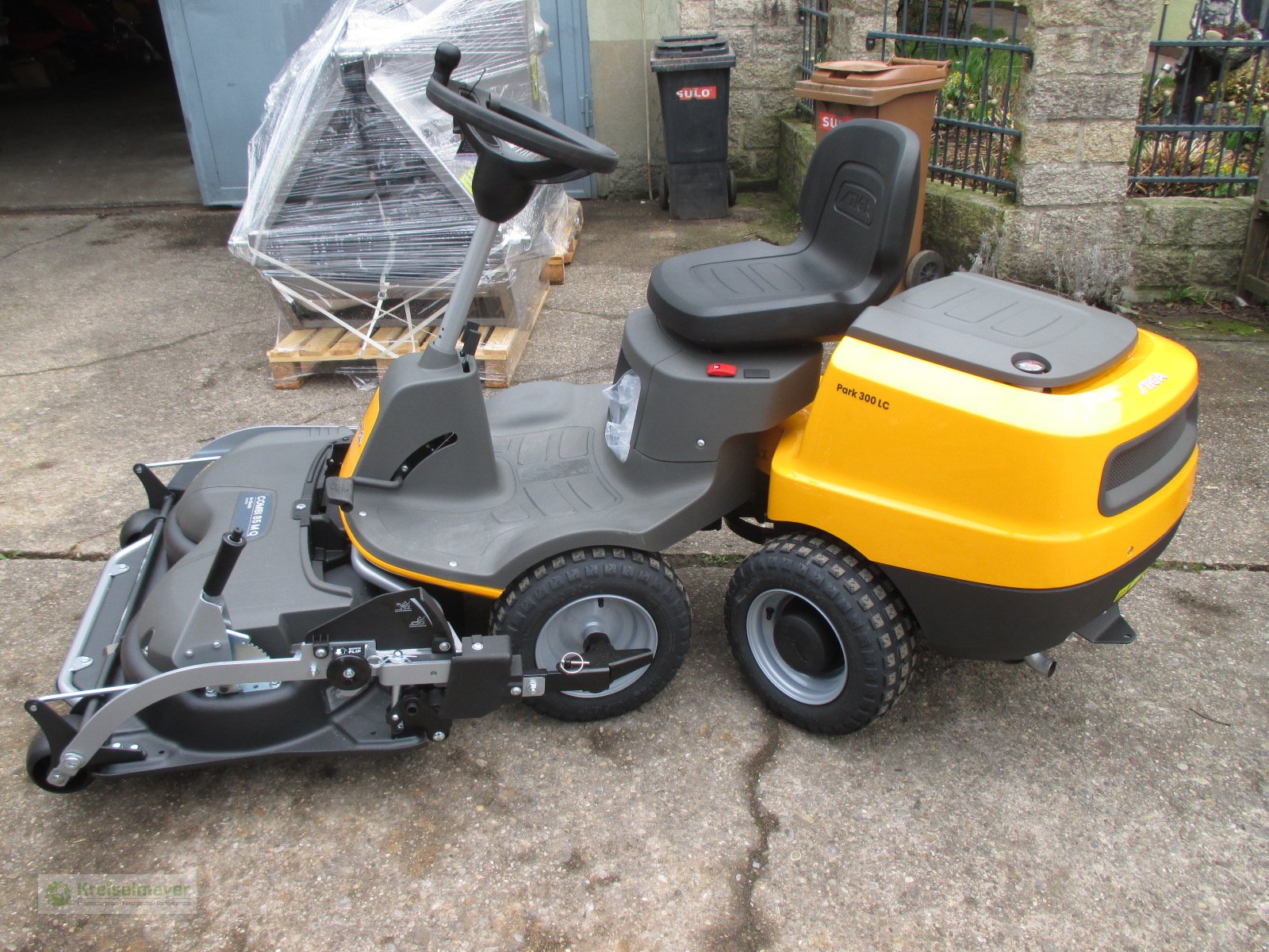 Rasentraktor typu Stiga Frontmäher Park 300 LC Hydrostat m. 85 cm Combimähwerk, Neumaschine v Feuchtwangen (Obrázek 5)