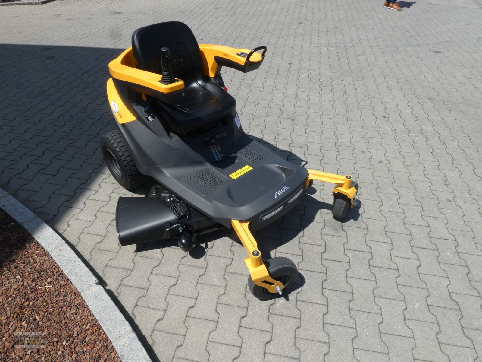 Rasentraktor tipa Stiga Gyro 700e Zero Turn, Vorführmaschine u Gampern (Slika 5)