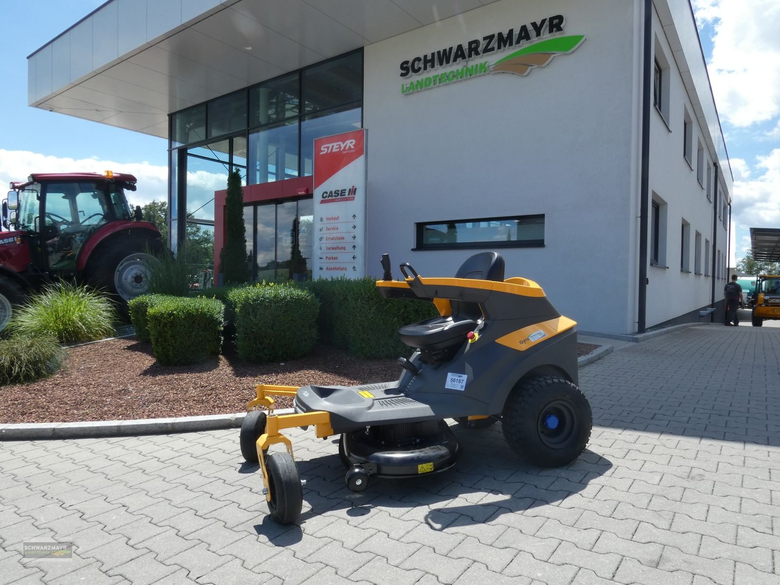 Rasentraktor del tipo Stiga Gyro 700e Zero Turn, Neumaschine en Gampern (Imagen 1)