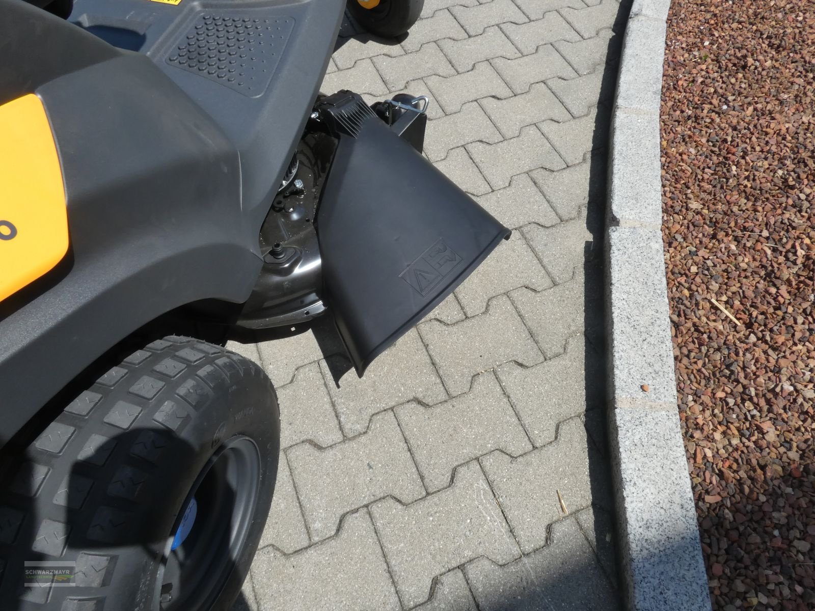 Rasentraktor del tipo Stiga Gyro 700e Zero Turn, Neumaschine en Gampern (Imagen 13)